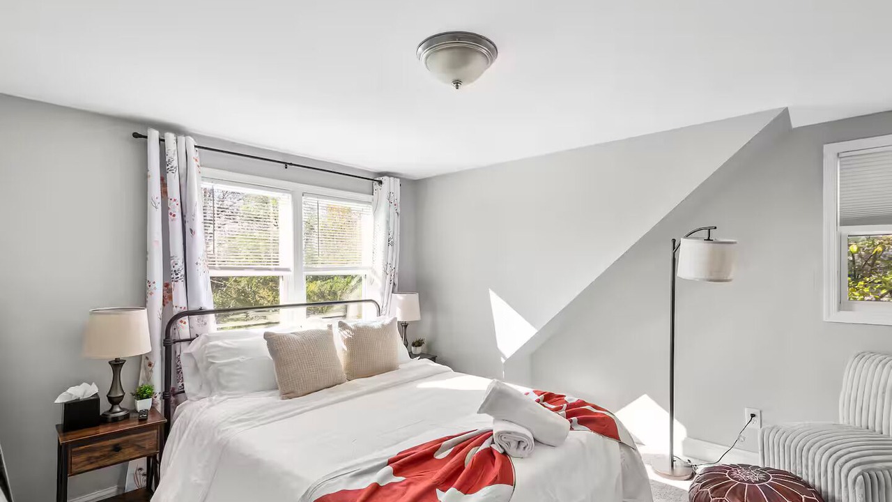 Photo of Bedroom in Greater Landover