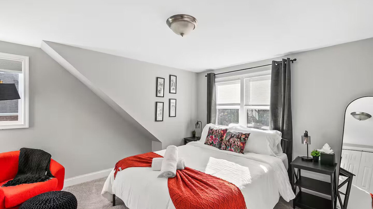 Photo of Bedroom in Greater Landover