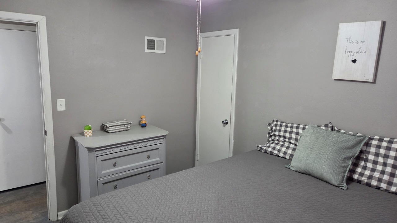 Photo of Bedroom in Springfield