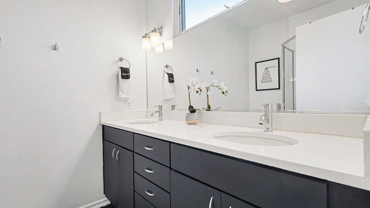 Photo of Bathroom in Third Ward