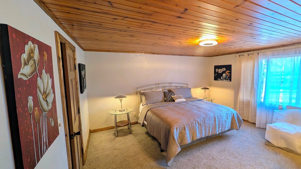 Photo of Bedroom in Abrams
