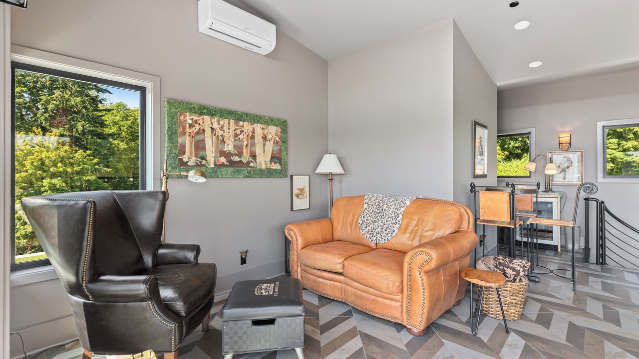 Photo of Livingroom in Cottage Lake