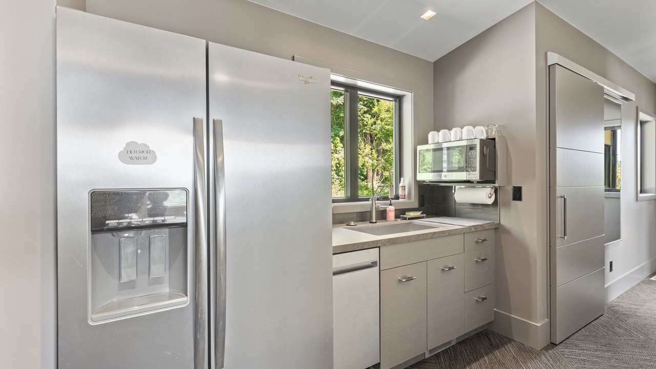 Photo of Kitchen in Cottage Lake