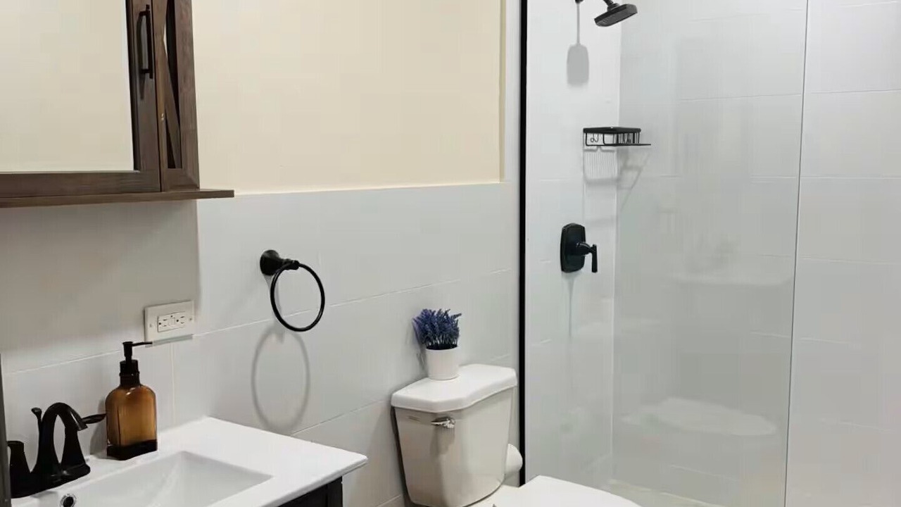 Photo of Bathroom in The Quarter