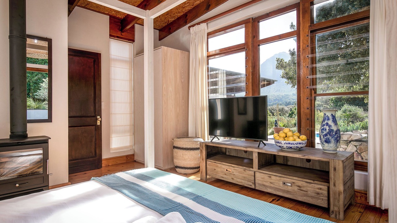 Photo of Bedroom in Noordhoek