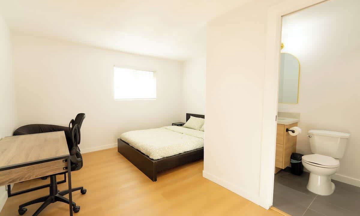 Photo of Bedroom in Fraserview