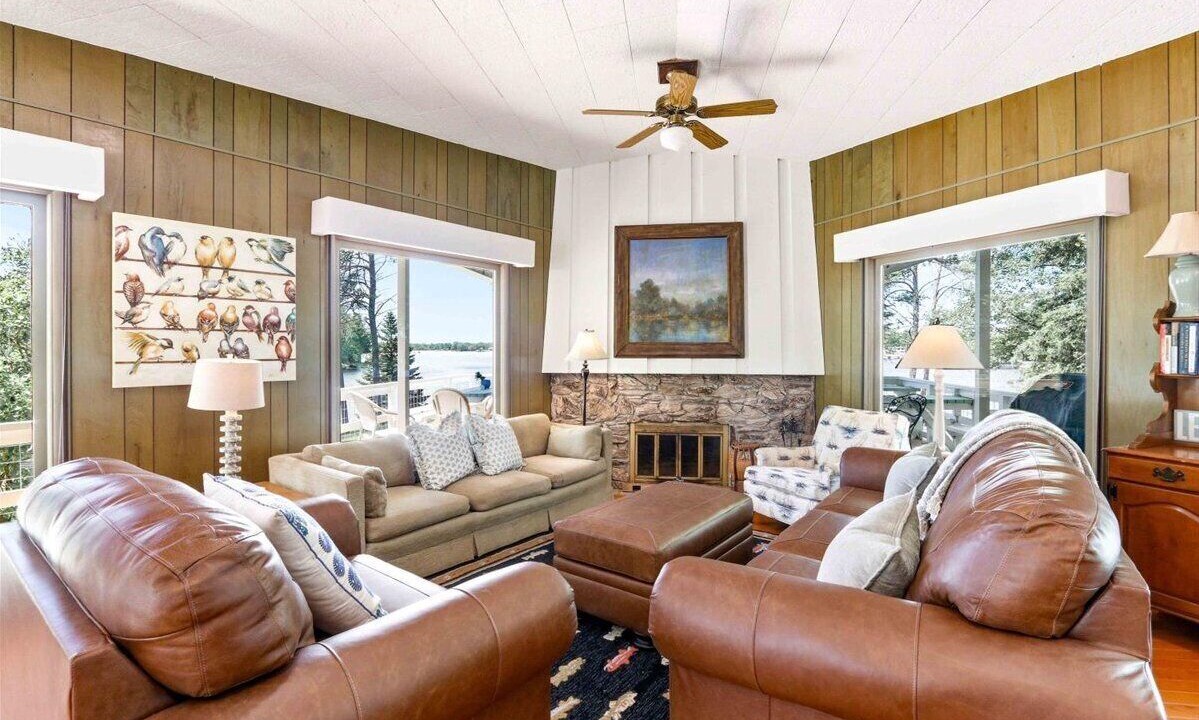 Photo of Livingroom in Nekoosa