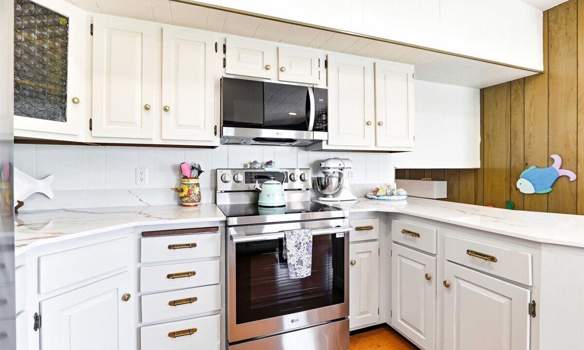Photo of Kitchen in Nekoosa