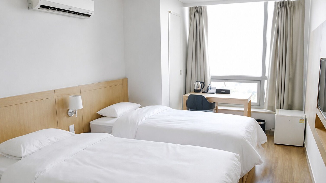 Photo of Bedroom in Gwanghui-dong