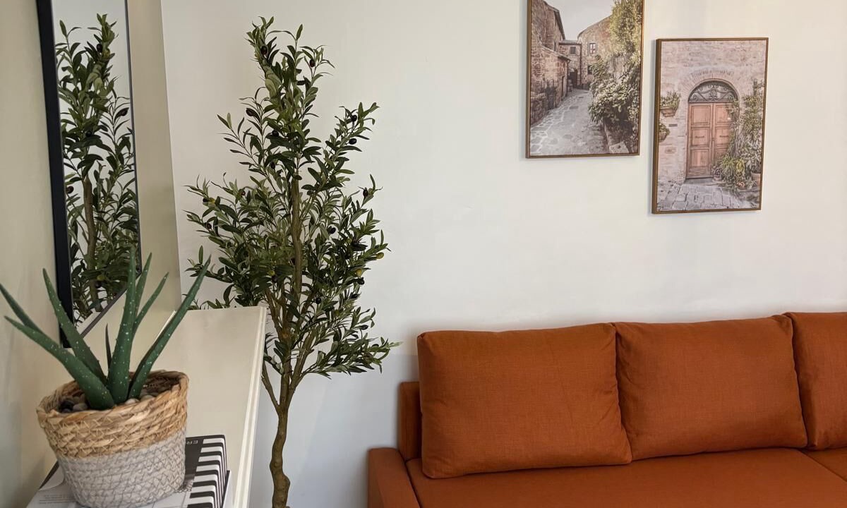 Photo of Livingroom in Highbury West