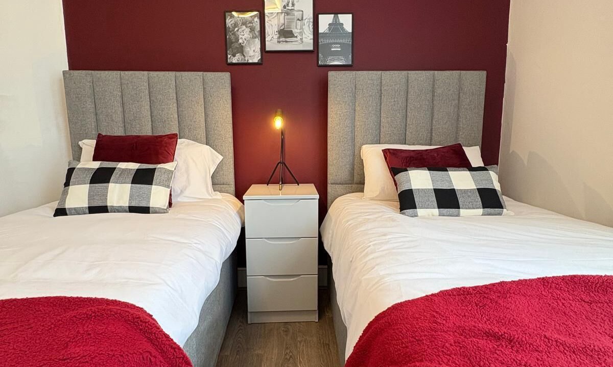 Photo of Bedroom in Highbury West