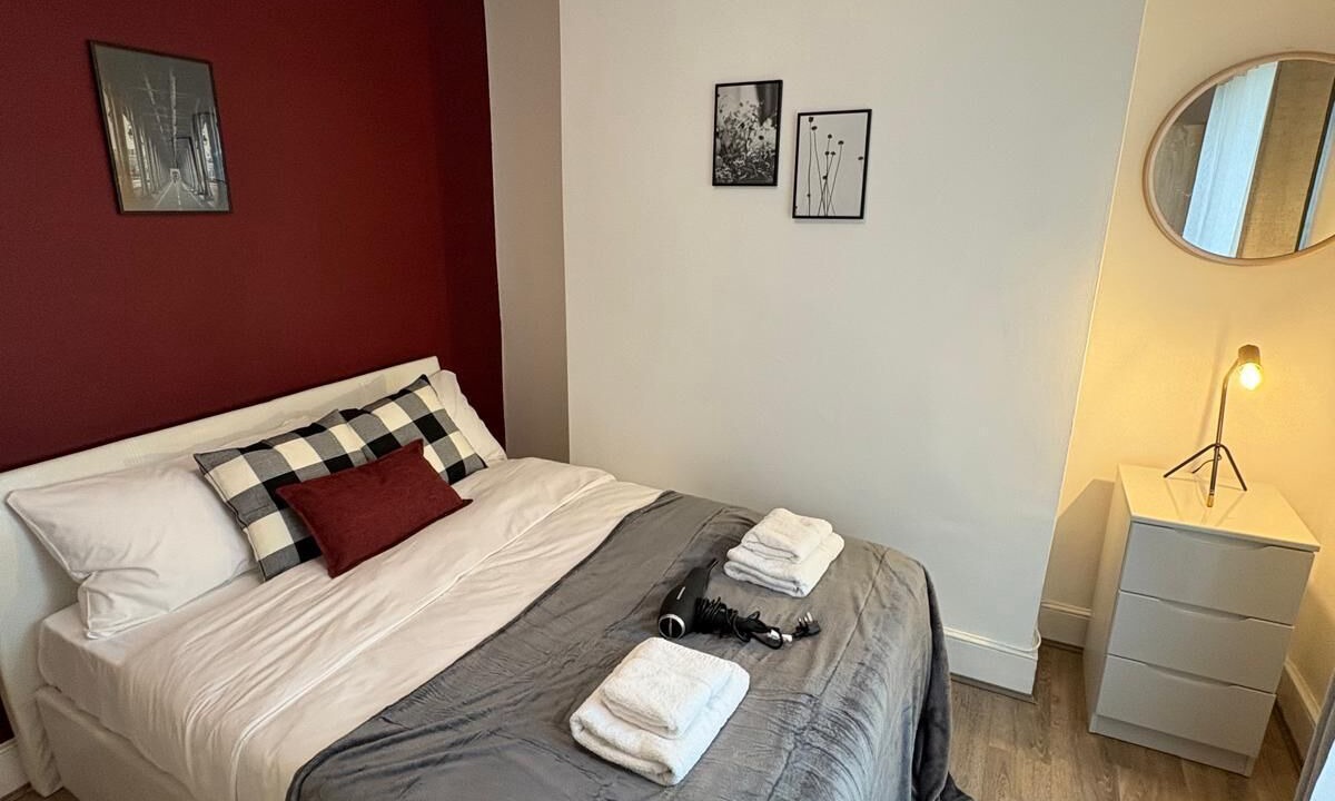 Photo of Bedroom in Highbury West