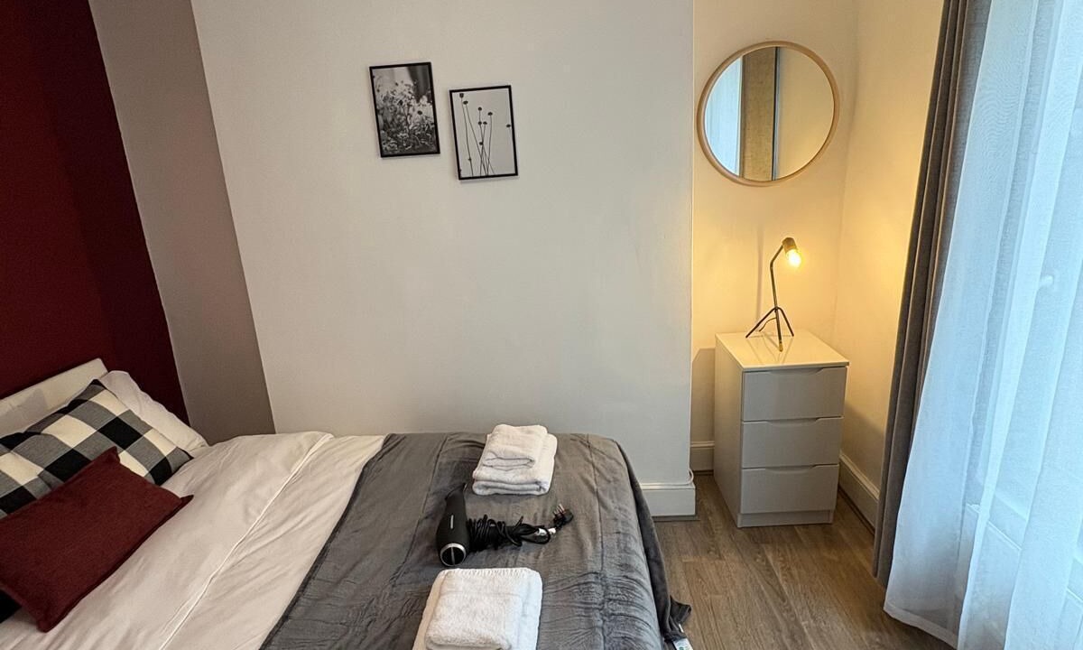 Photo of Bedroom in Highbury West