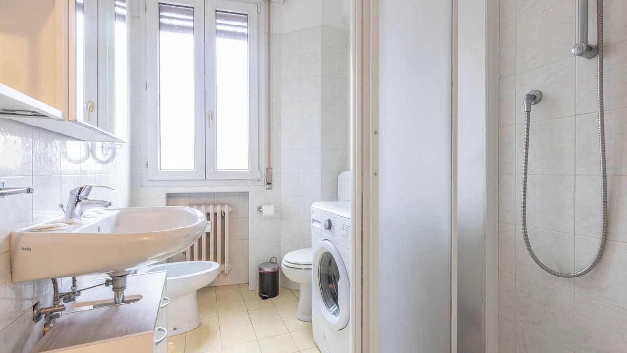 Photo of Bathroom in Bolognina