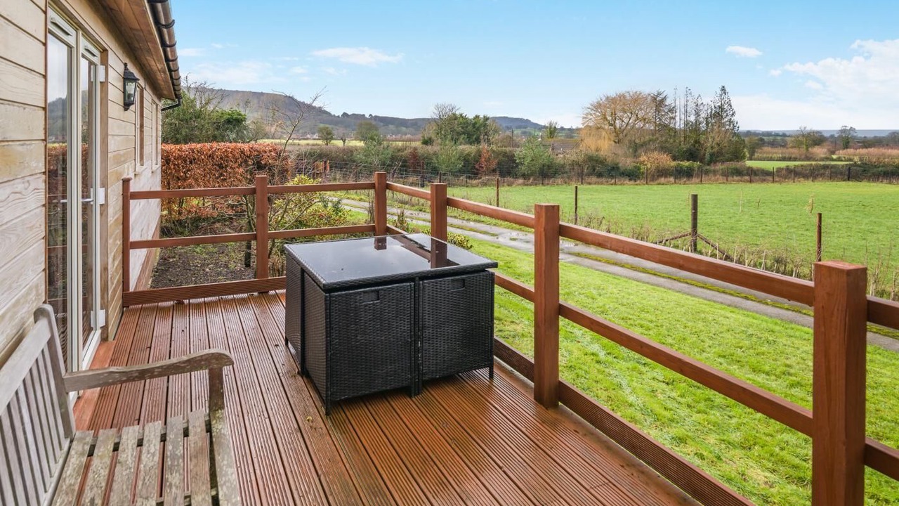 Photo of Patio Balcony in Dursley