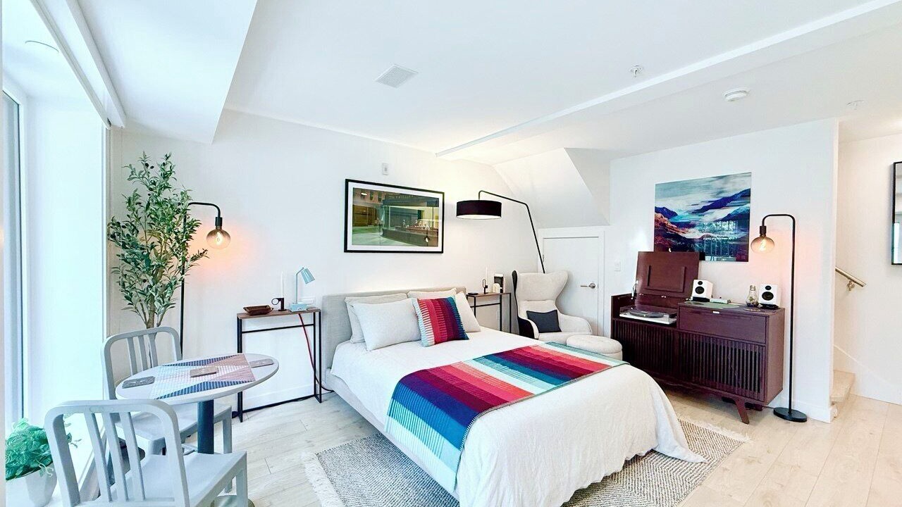 Photo of Bedroom in Lower Lonsdale