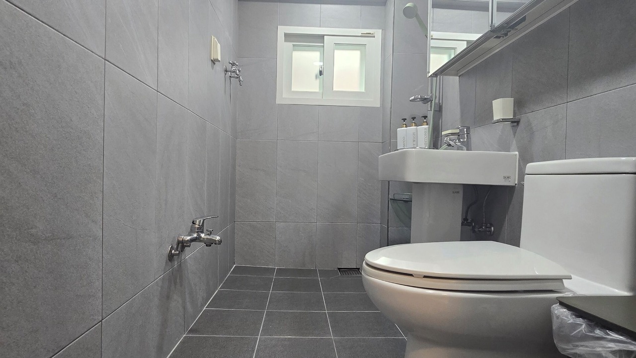 Photo of Bathroom in Seogyo-dong