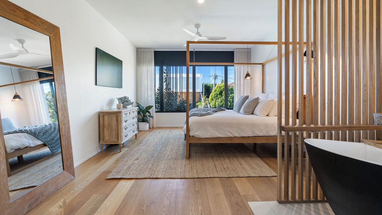 Photo of Bedroom in Mermaid Beach