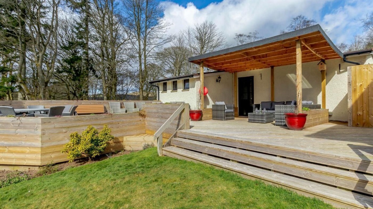 Photo of Patio Balcony in West Linton