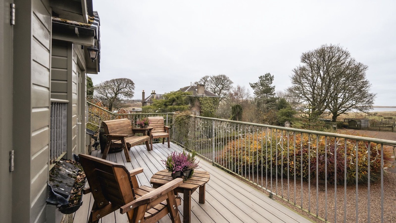 Photo of Patio Balcony in Kirknewton