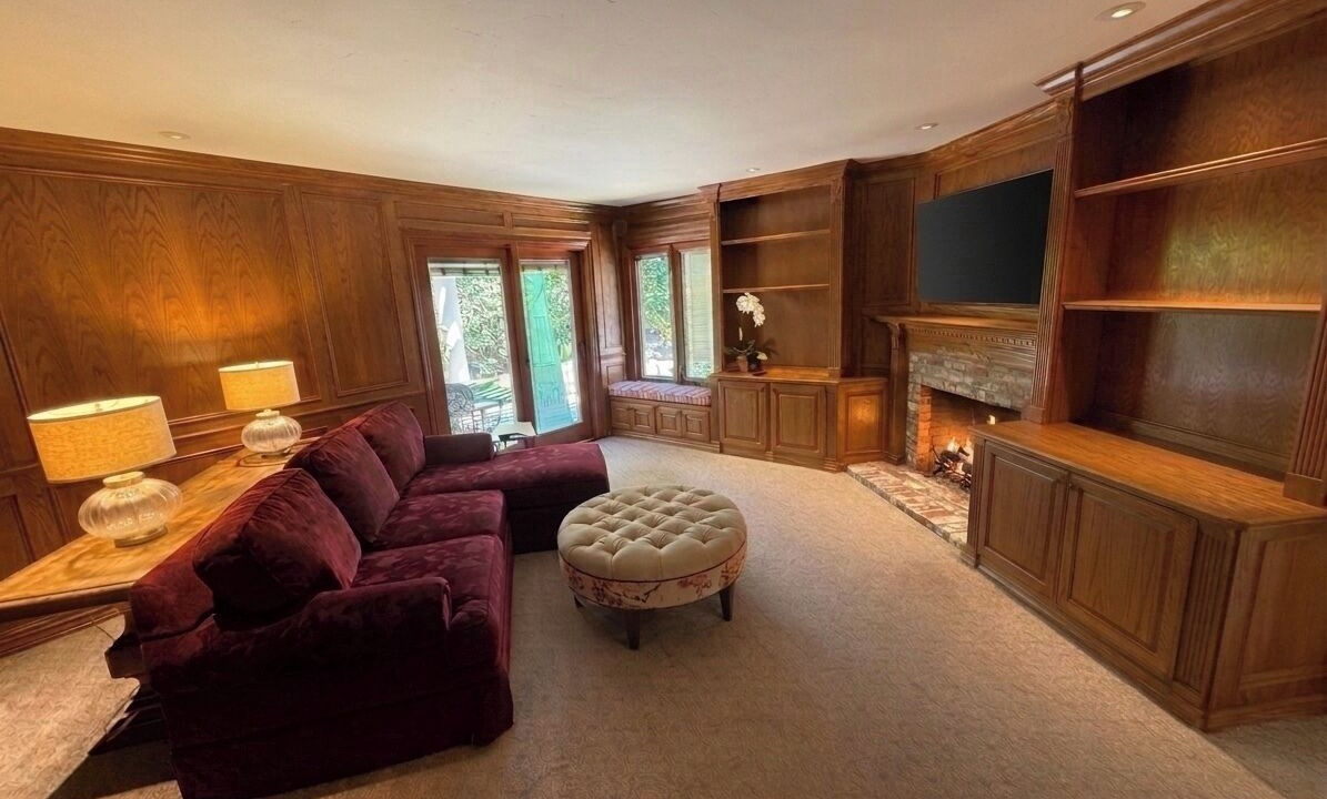 Photo of Livingroom in Thousand Oaks