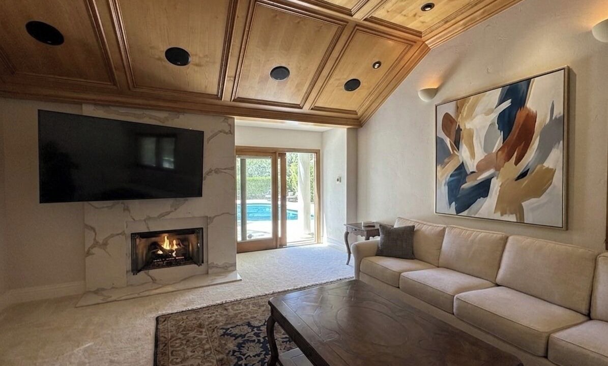 Photo of Livingroom in Thousand Oaks