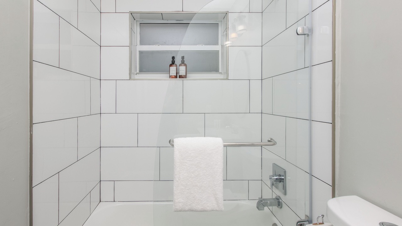 Photo of Bathroom in Harbordale