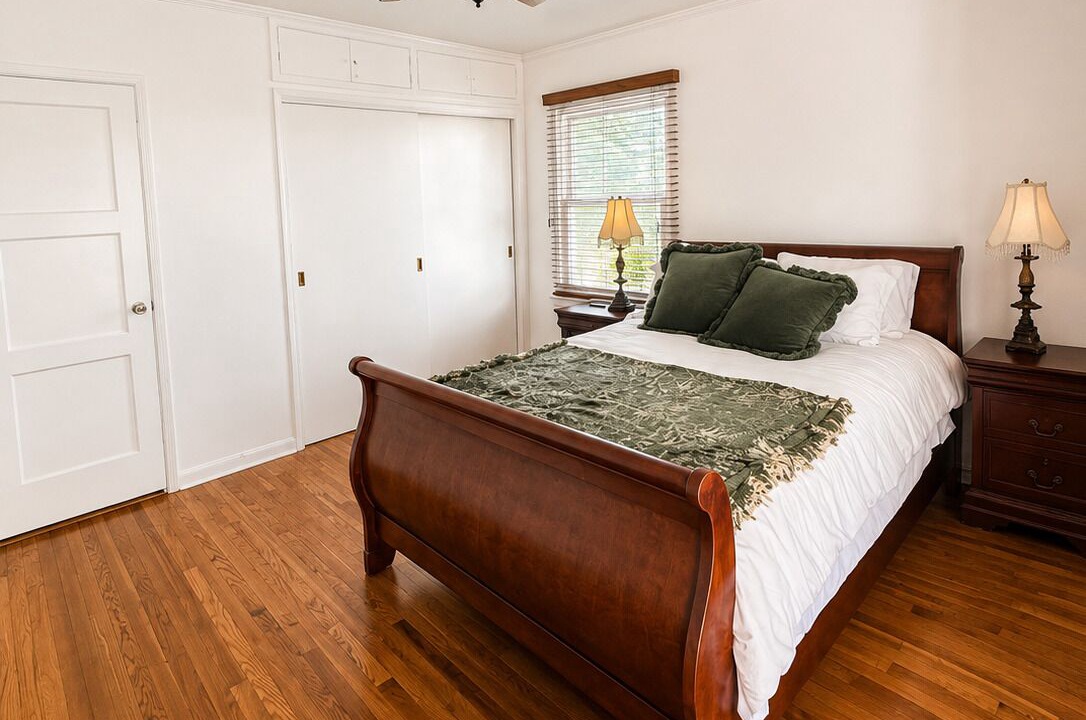 Photo of Bedroom in Santa Paula