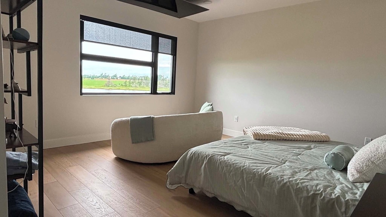 Photo of Bedroom in Cape Traverse