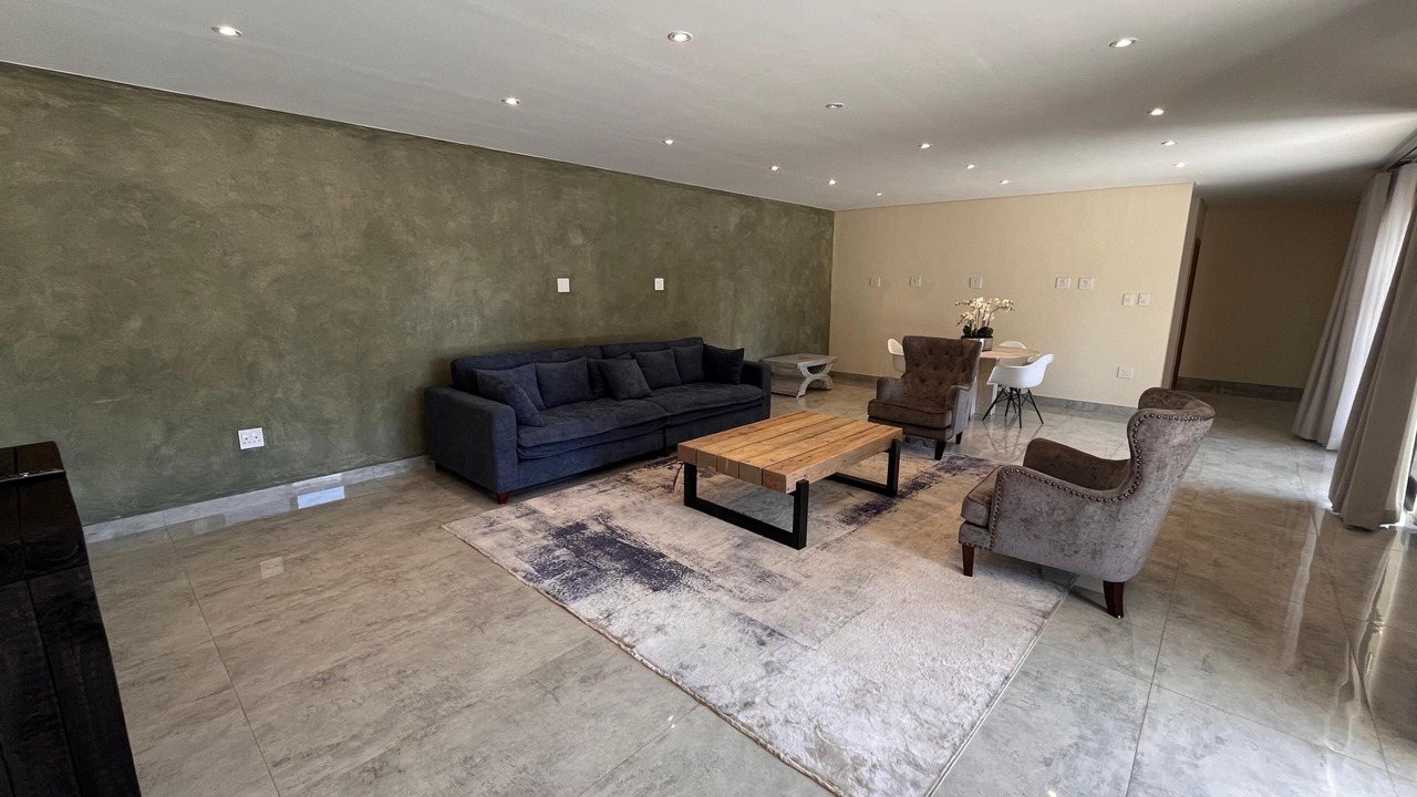 Photo of Livingroom in Greater Johannesburg Metropolitan Area