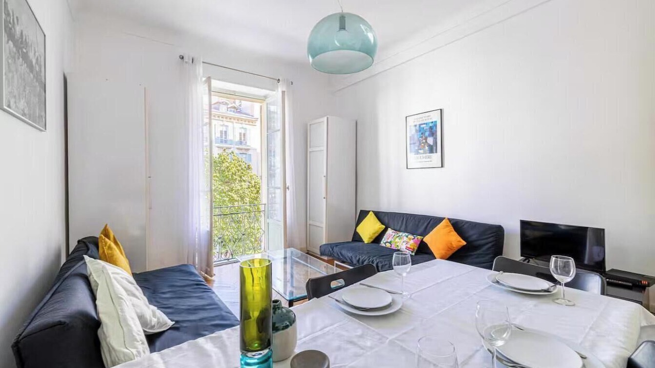 Photo of Livingroom in Jean-Medecin