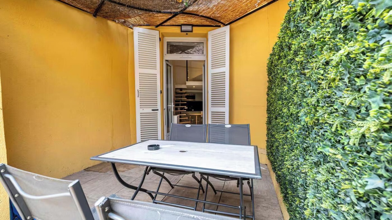 Photo of Outdoor in Old Town