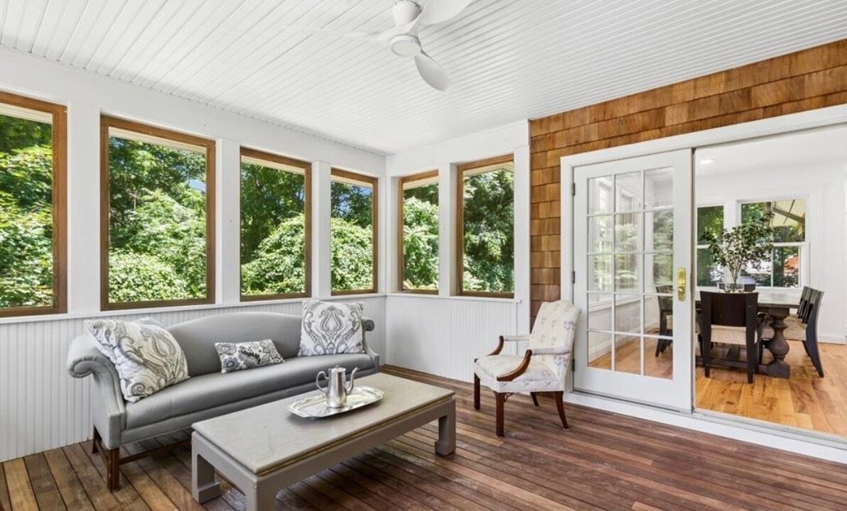 Photo of Livingroom in Shelter Island