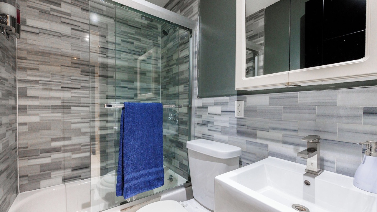 Photo of Bathroom in Manhattan Valley