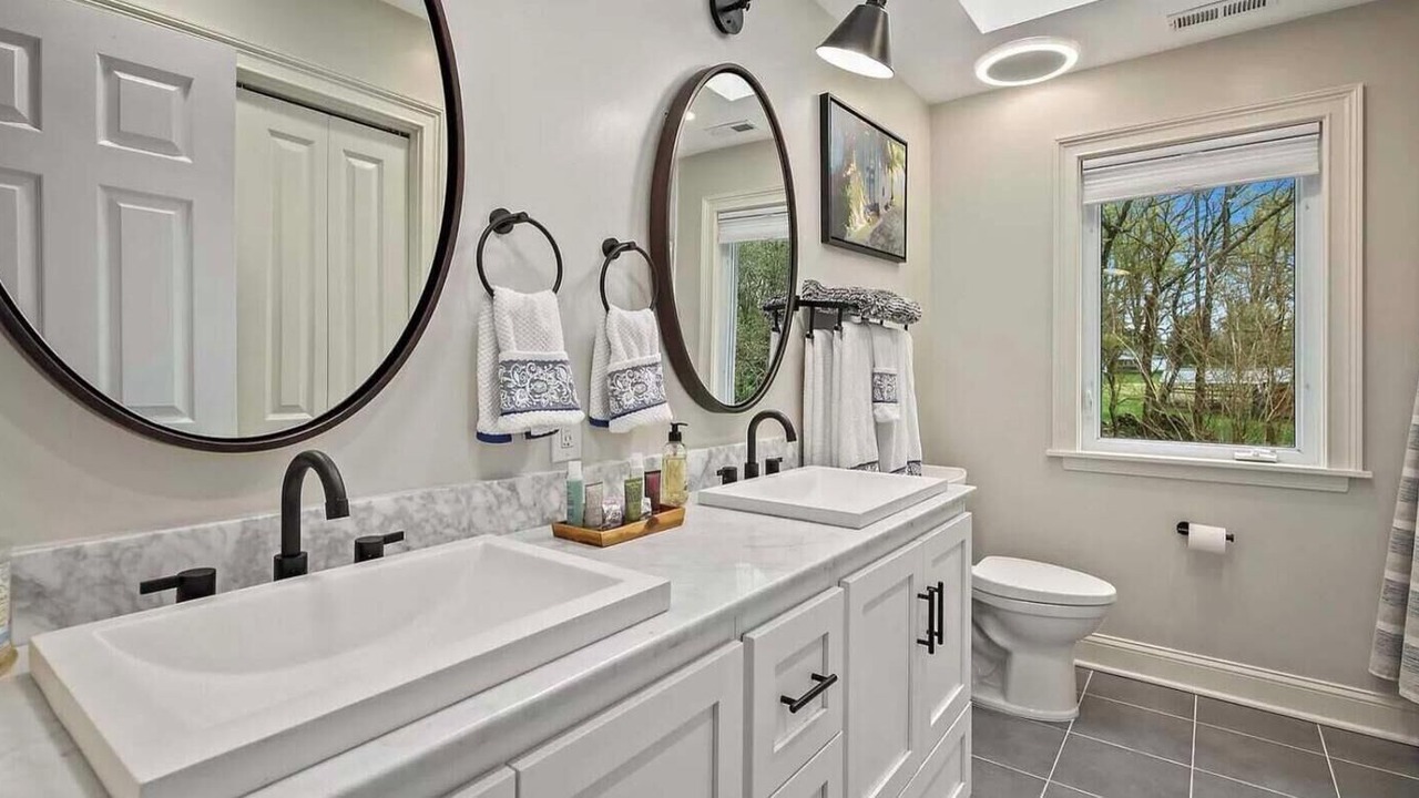 Photo of Bathroom in Darnestown