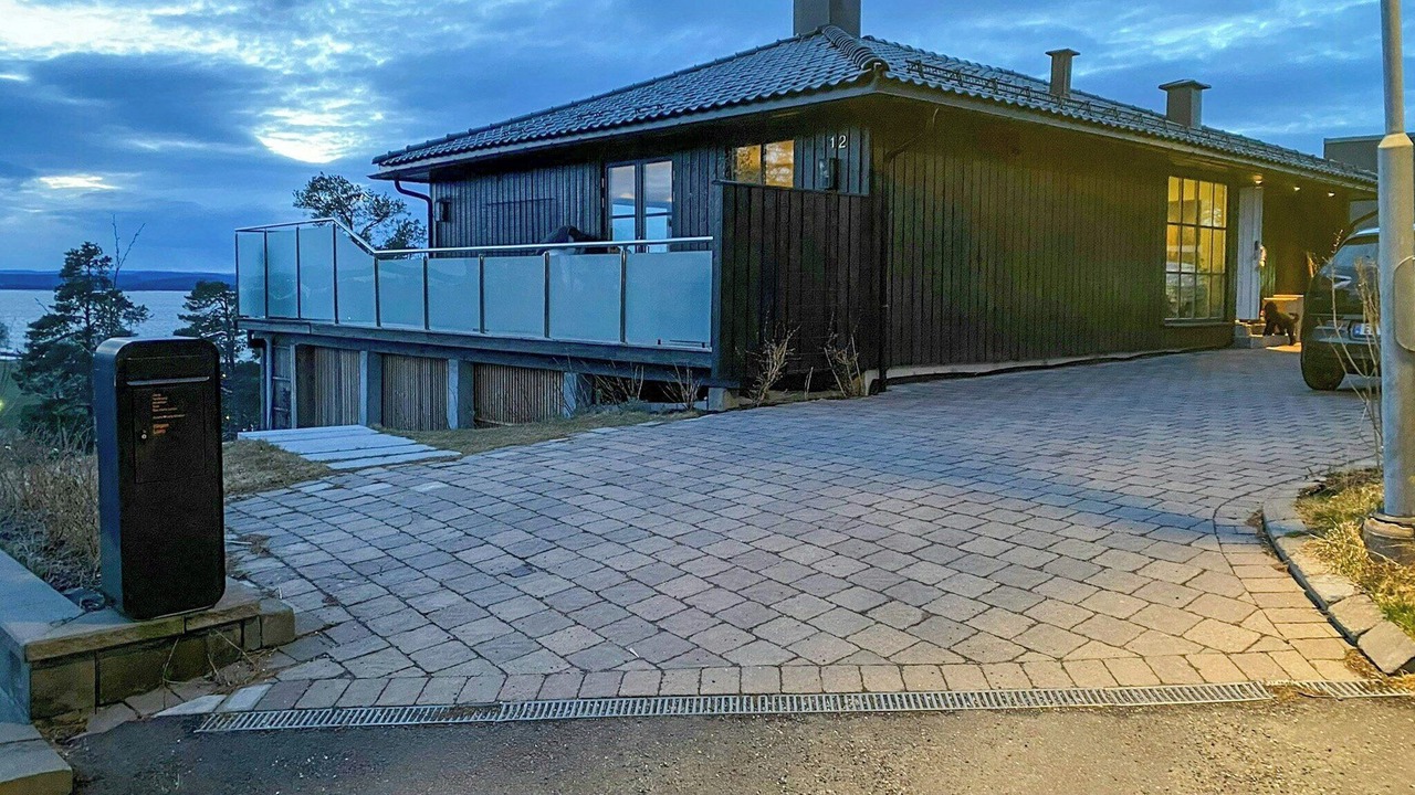 Photo of Outdoor in Moss