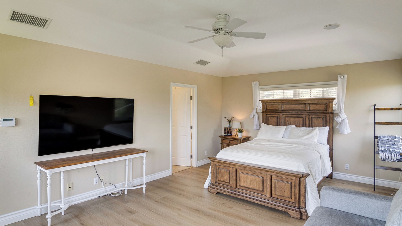 Photo of Bedroom in Simi Valley