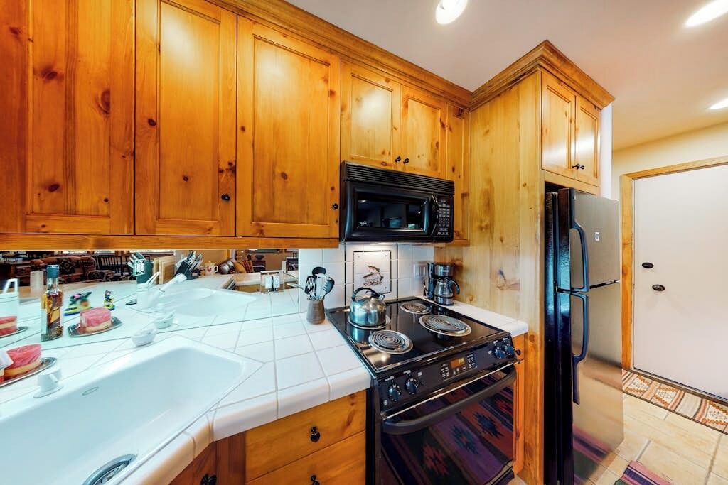 Photo of Kitchen in Warm Springs