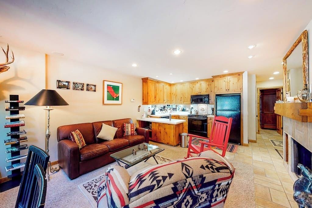 Photo of Livingroom in Warm Springs