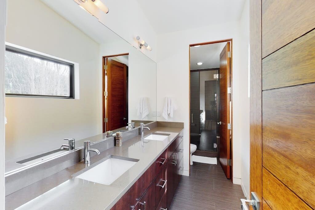 Photo of Bathroom in Warm Springs