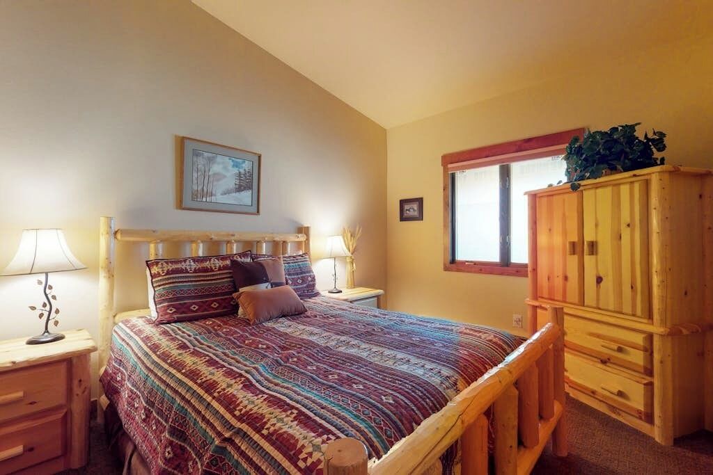 Photo of Bedroom in Copper Mountain Village
