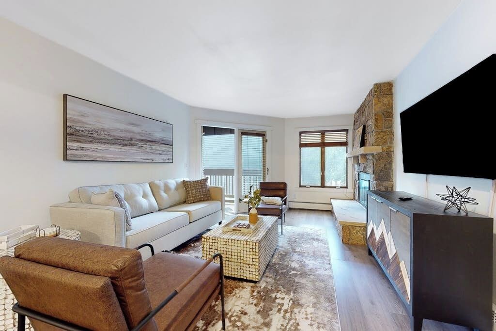 Photo of Livingroom in Copper Mountain Village