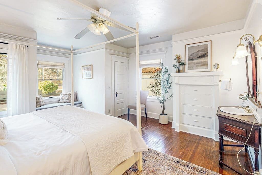 Photo of Bedroom in East Beach