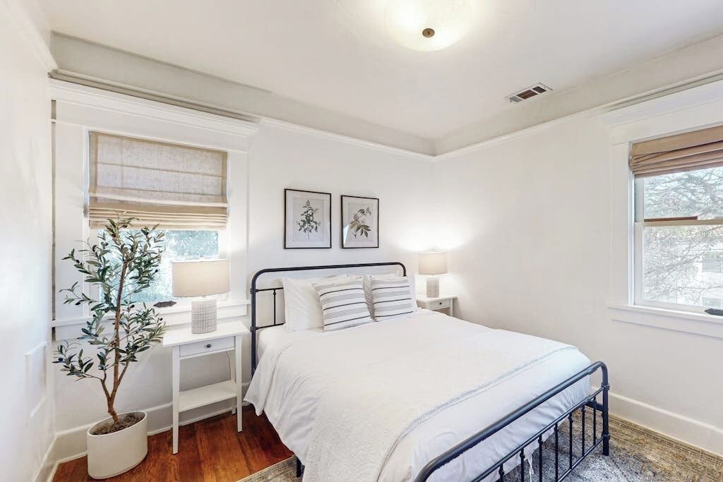 Photo of Bedroom in East Beach