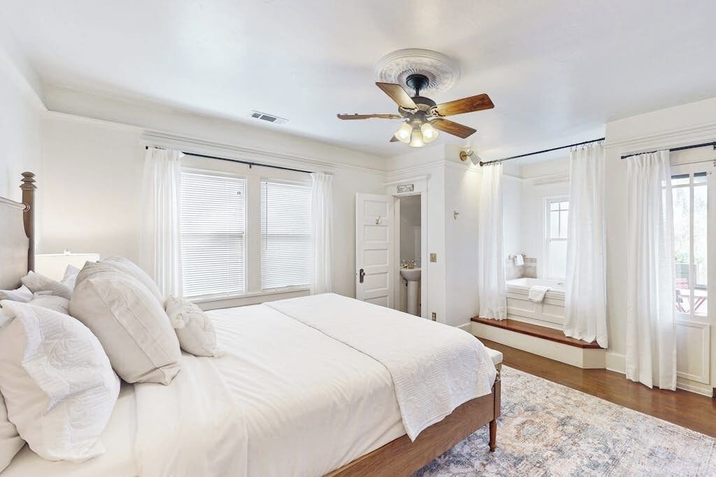 Photo of Bedroom in East Beach