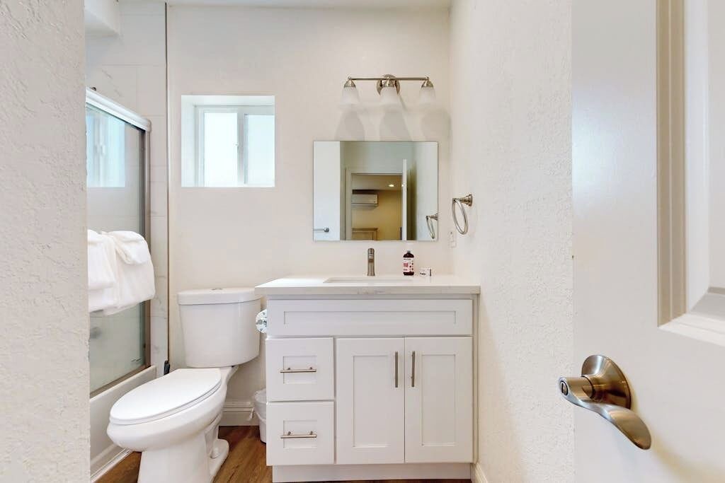 Photo of Bathroom in Santa Ana Heights