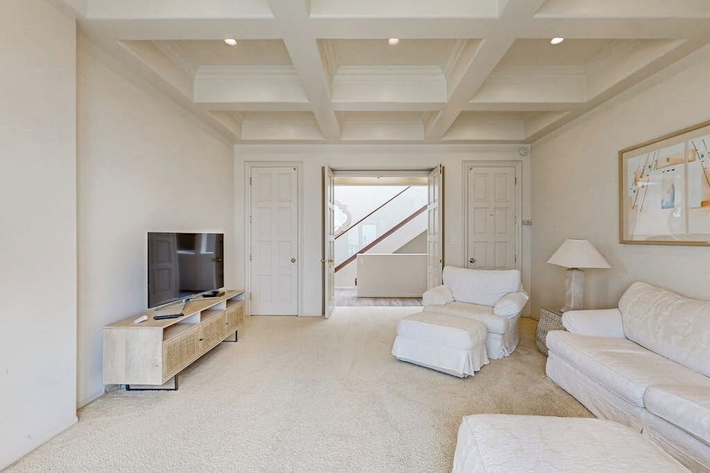 Photo of Livingroom in Mussel Shoals