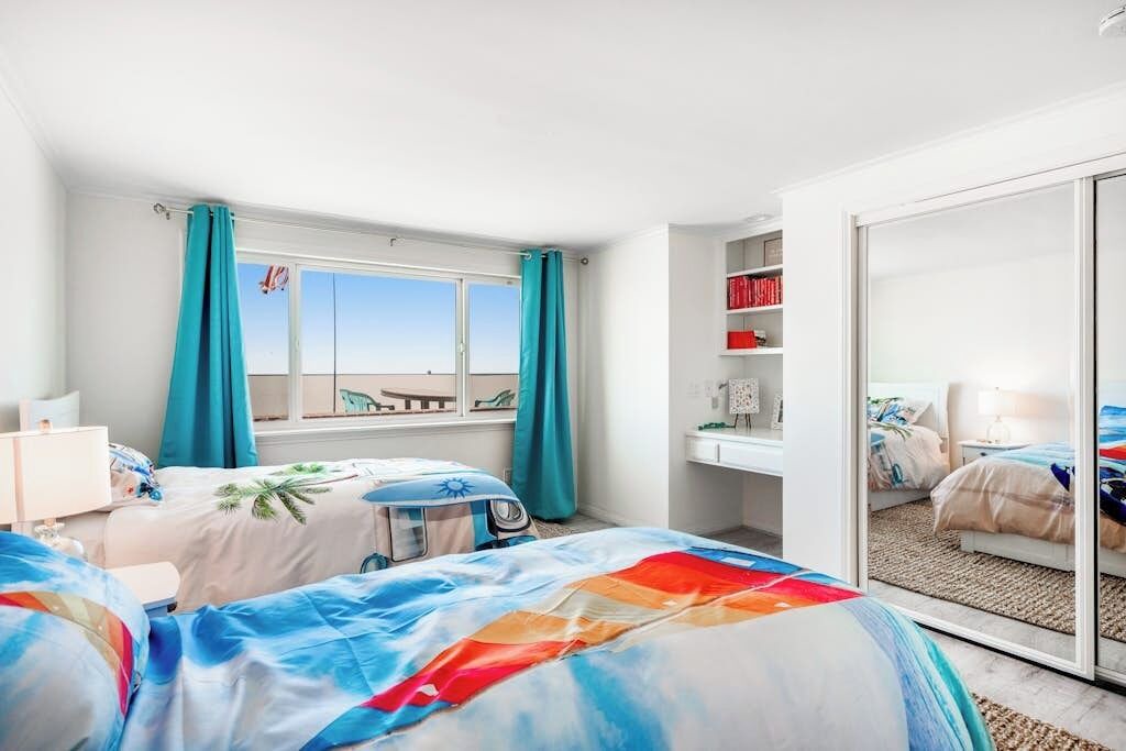 Photo of Bedroom in Hollywood Beach