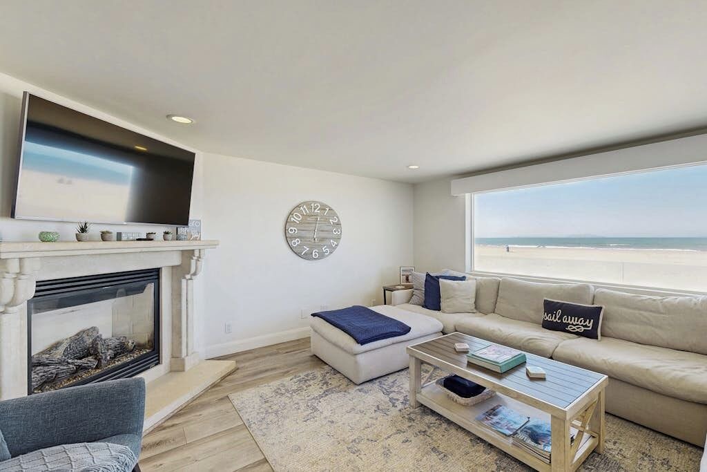Photo of Livingroom in Hollywood Beach