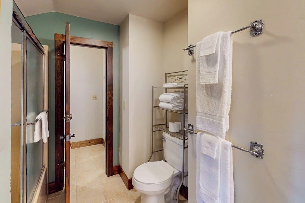 Photo of Bathroom in Del Norte